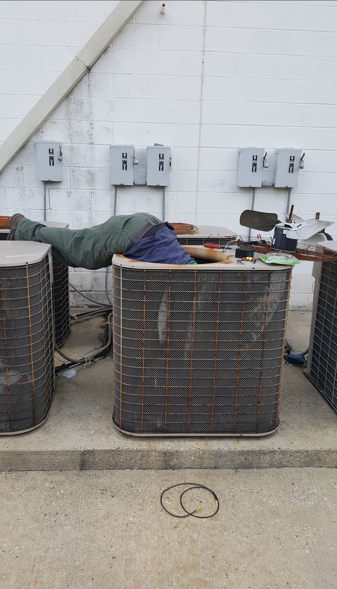 Dirty Works crew on site